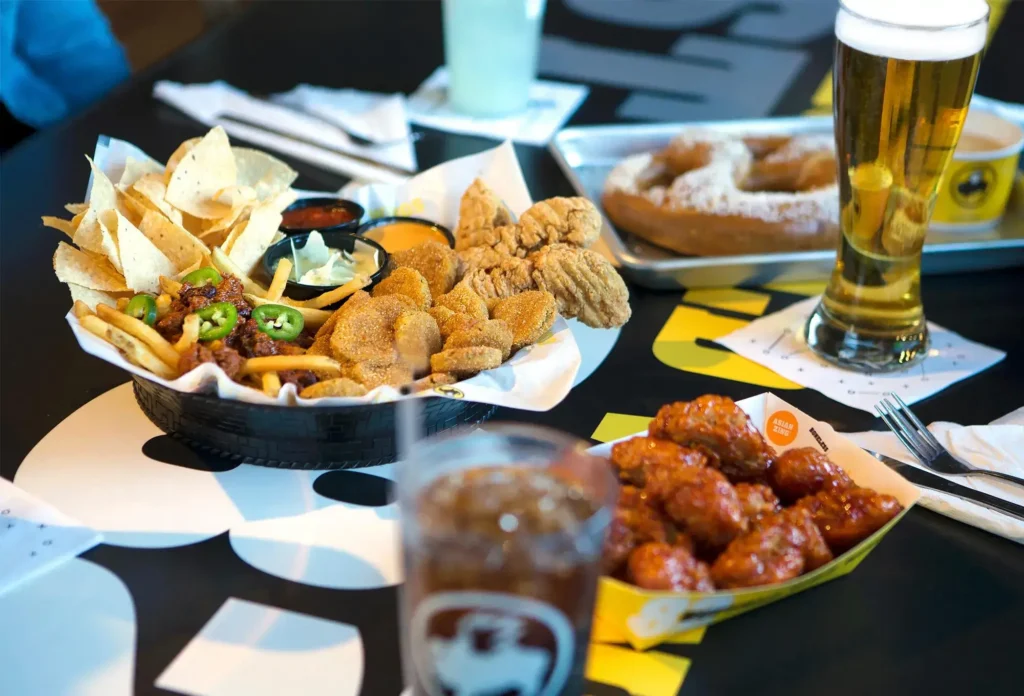 Buffalo Wild Wings Lunch Hours, Menu and Prices