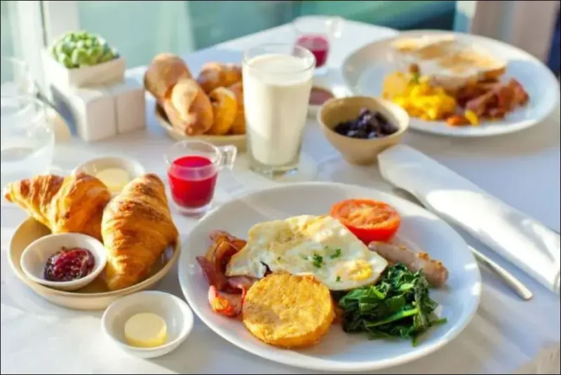 Hampton Inn Breakfast Hours, Menu & Prices (Updated 2023) 2024