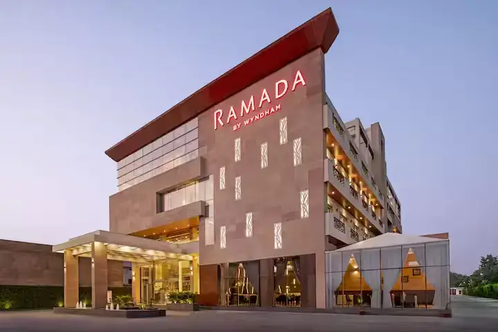 Ramada Breakfast Hours, Menu & Prices - What You Need to Know