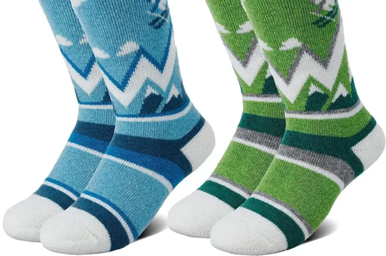 10 Best Heated Ski Socks to Keep You Warm This Winter