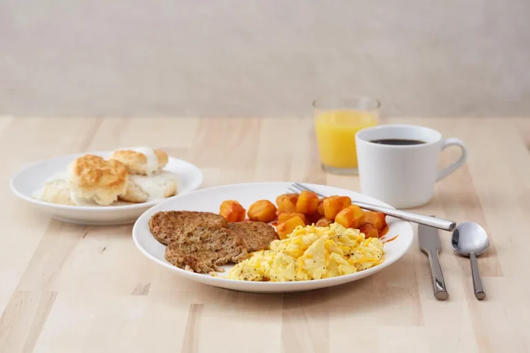 Drury Inn Breakfast Hours, Menu, and Prices