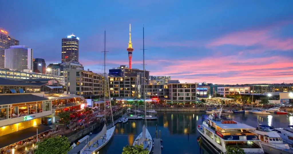 New Zealand Travel Guide: Discovering Top Tourist Spots and the Excitement of Online Casinos