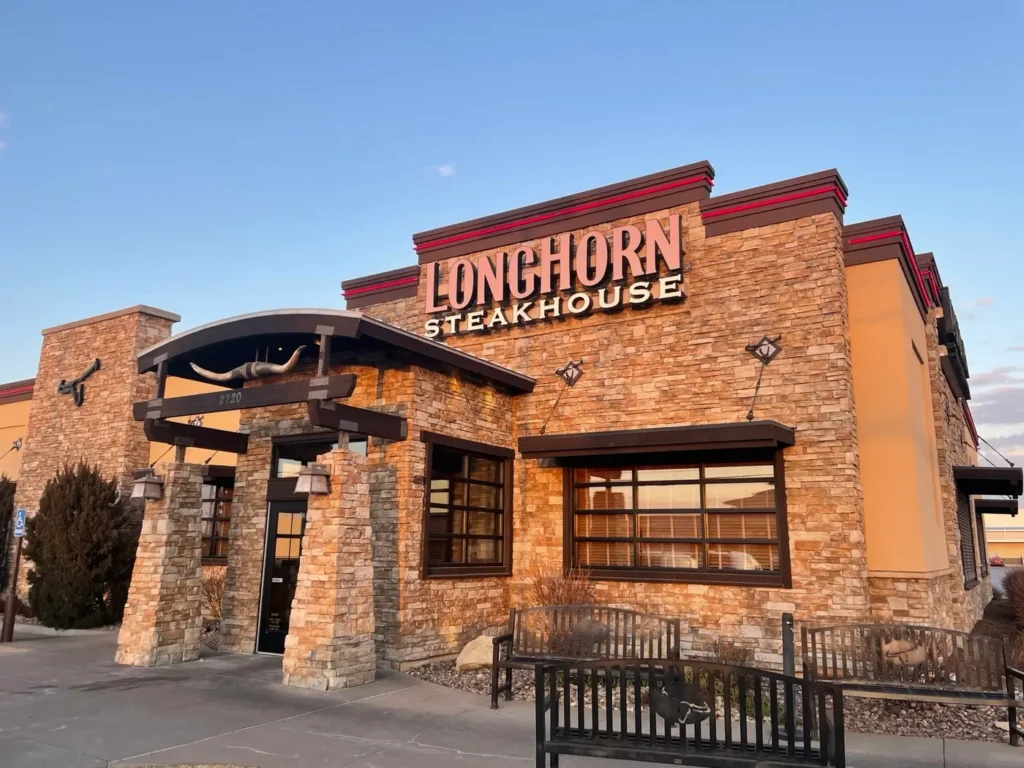 Longhorn Lunch Hours - Opening and Closing Hours