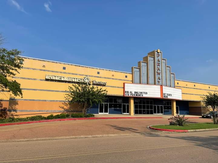 One of the things to do in Flowood is to visit the Regal UA Parkway Place,