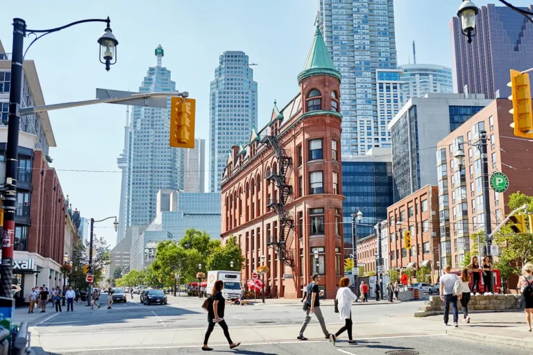 5 Things to Keep in Mind When Moving to Toronto 