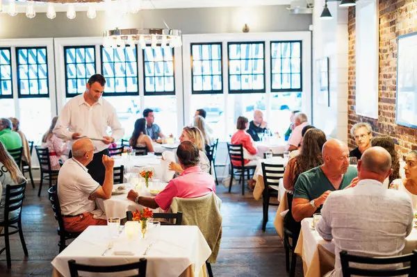 12 Best Restaurants in Sag Harbor that you won’t want to miss