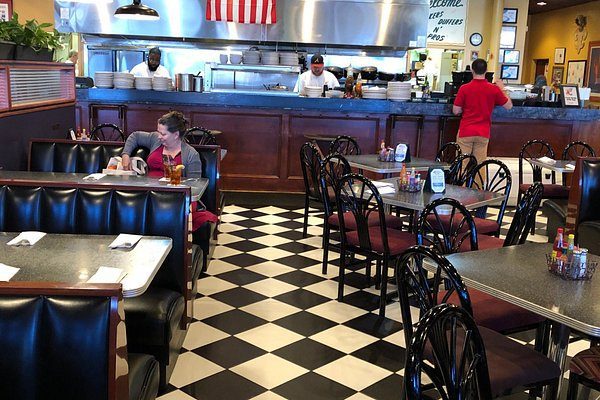 "Unveiling the Finest Flavors: Discover the Top 12 Restaurants in Grovetown, GA"