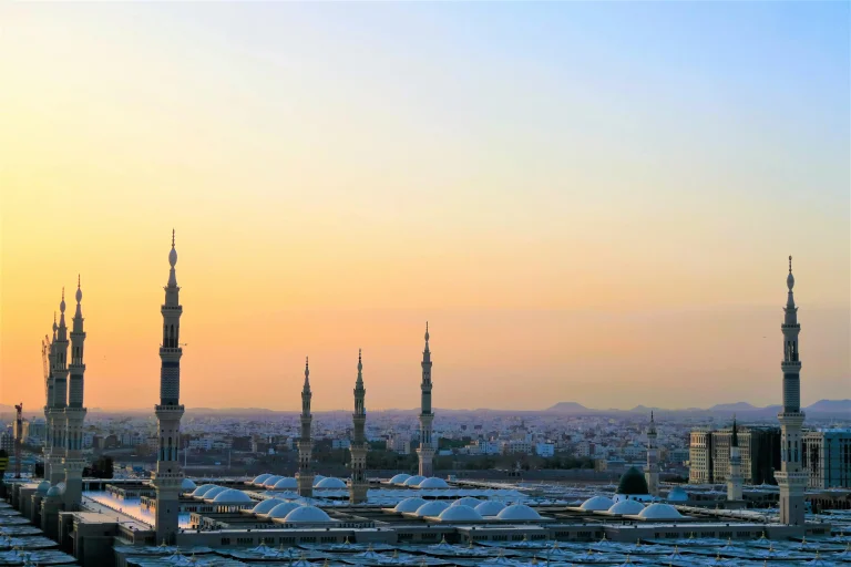 10 Places to Visit in Saudi Arabia: A Traveler’s Guide